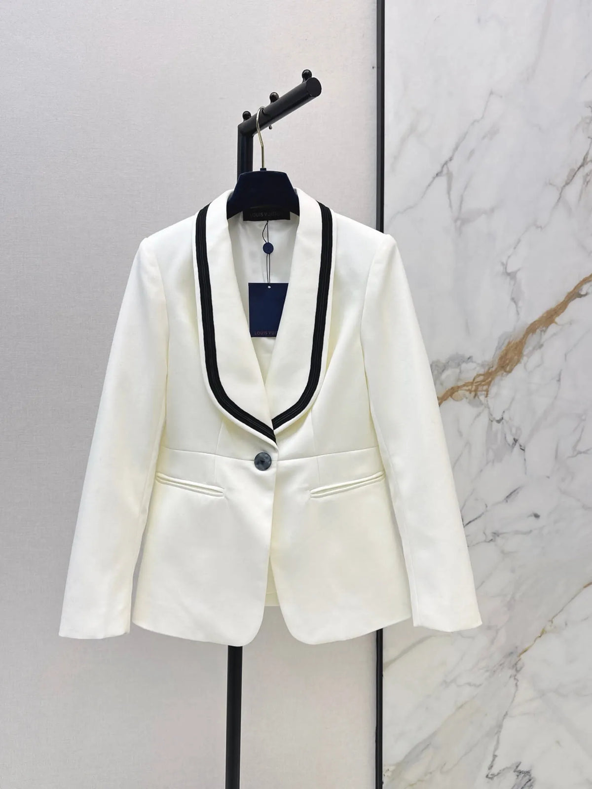 Trim Shawl Collar Fitted Suit Jacket