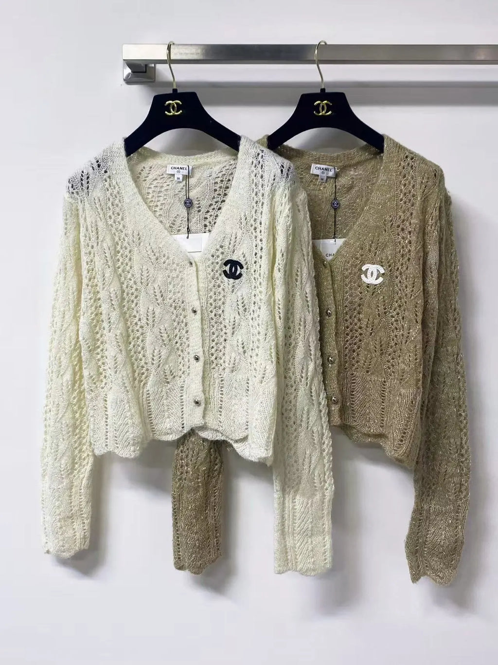 Fall Cropped V-Neck Cardigan