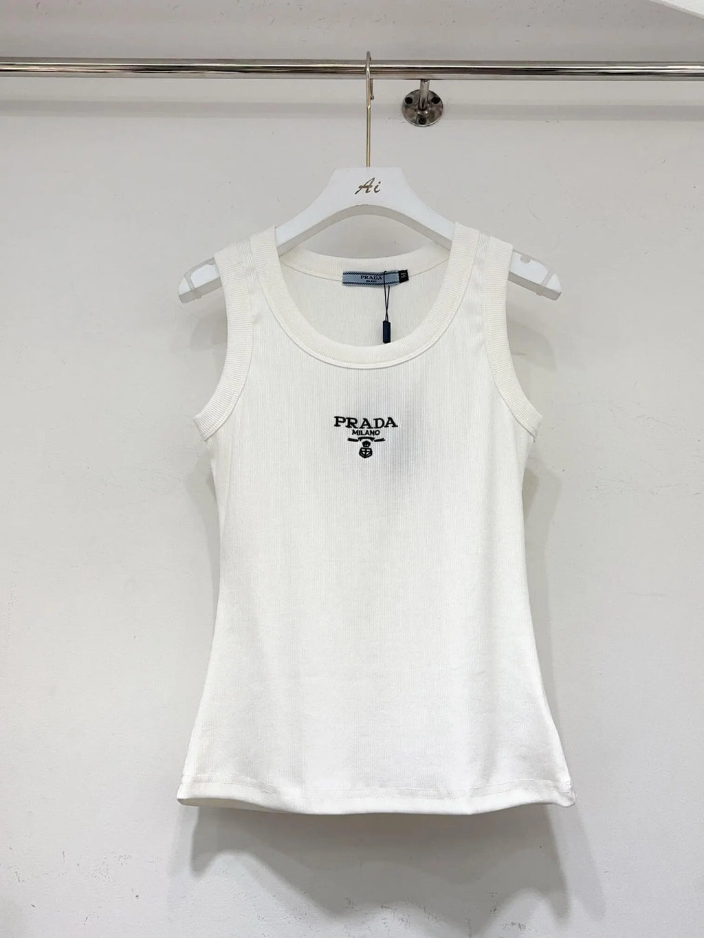 Two Color Sleeveless Vest