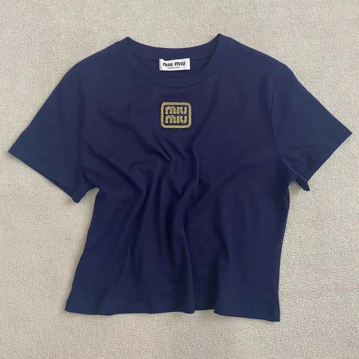Minimalist Gold Thread Letter Embroidery T-Shirt