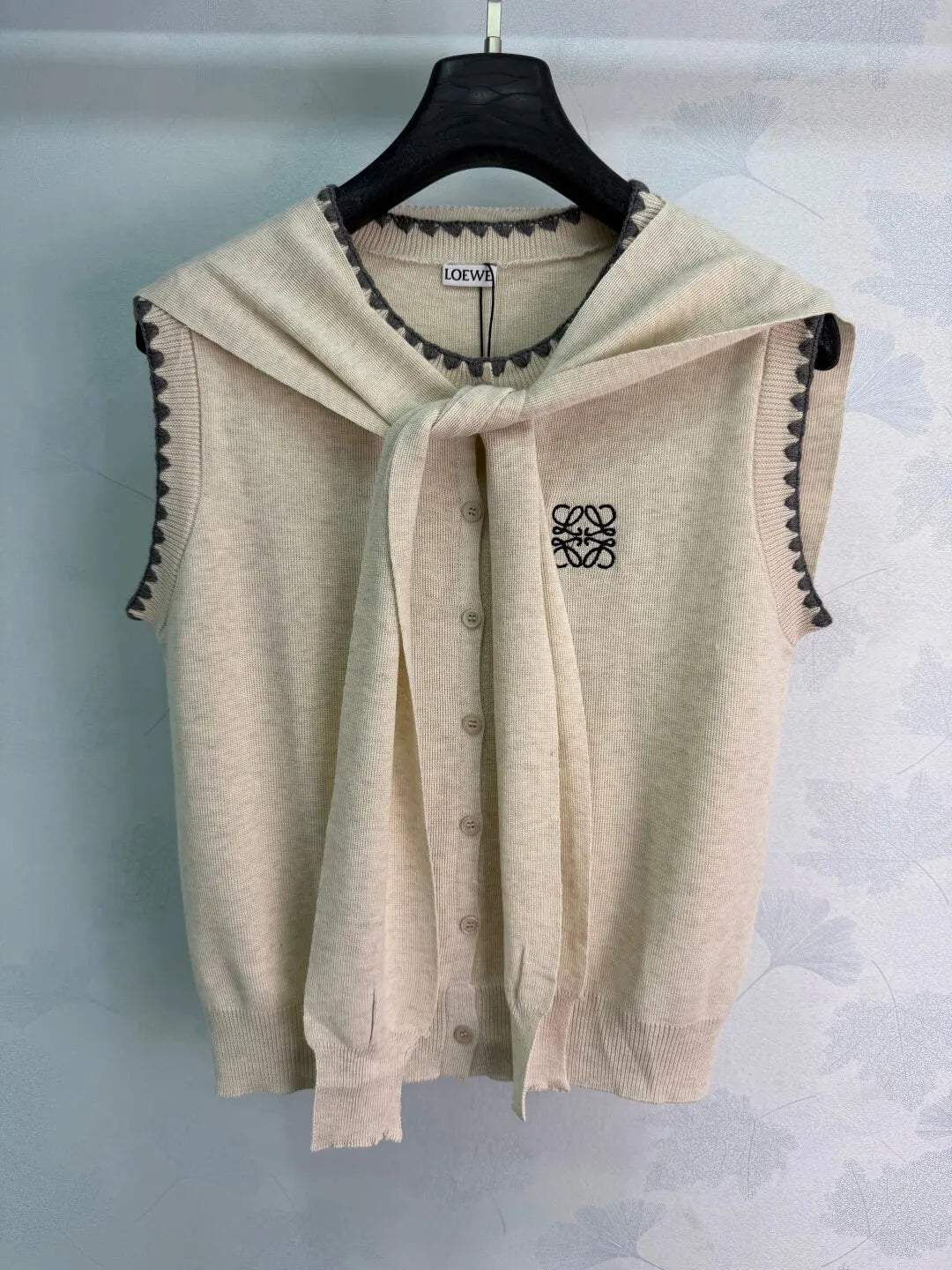 Tie Shawl Scallop Edge Knit Vest