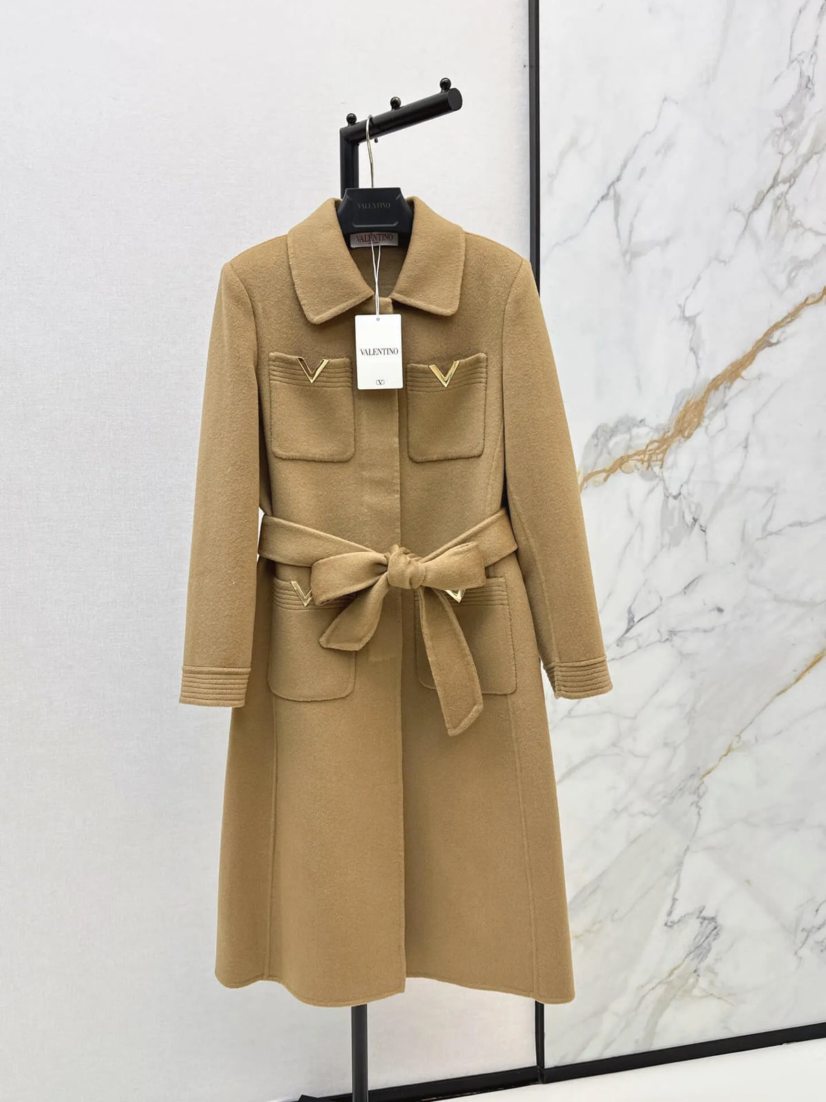 V Detail Belted Collared Wool Coat