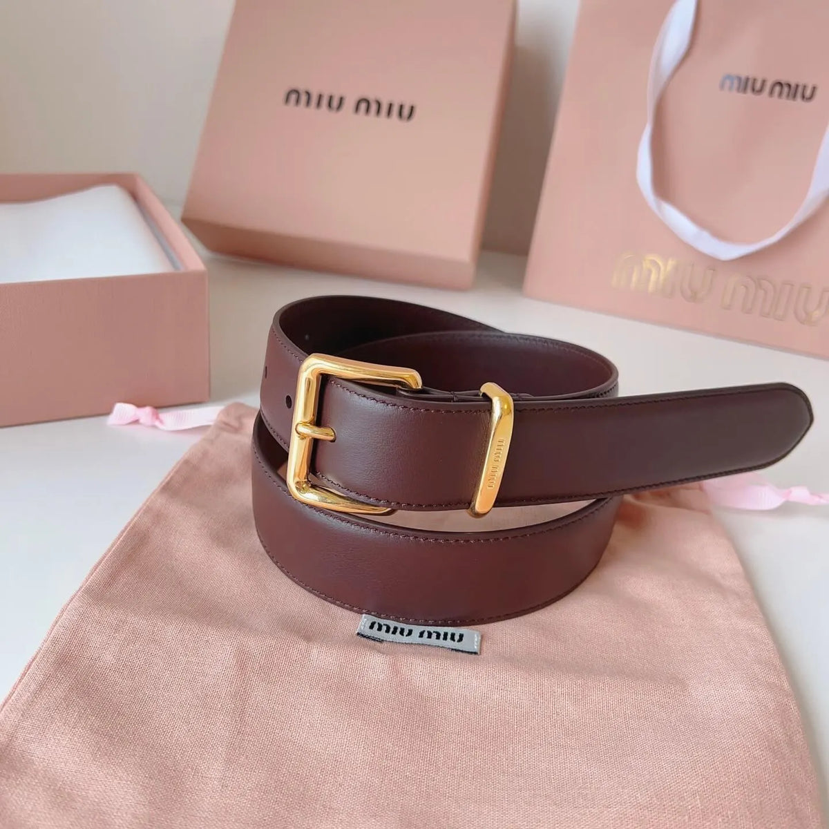 Vintage Minimalist Letter-Engraved Belt
