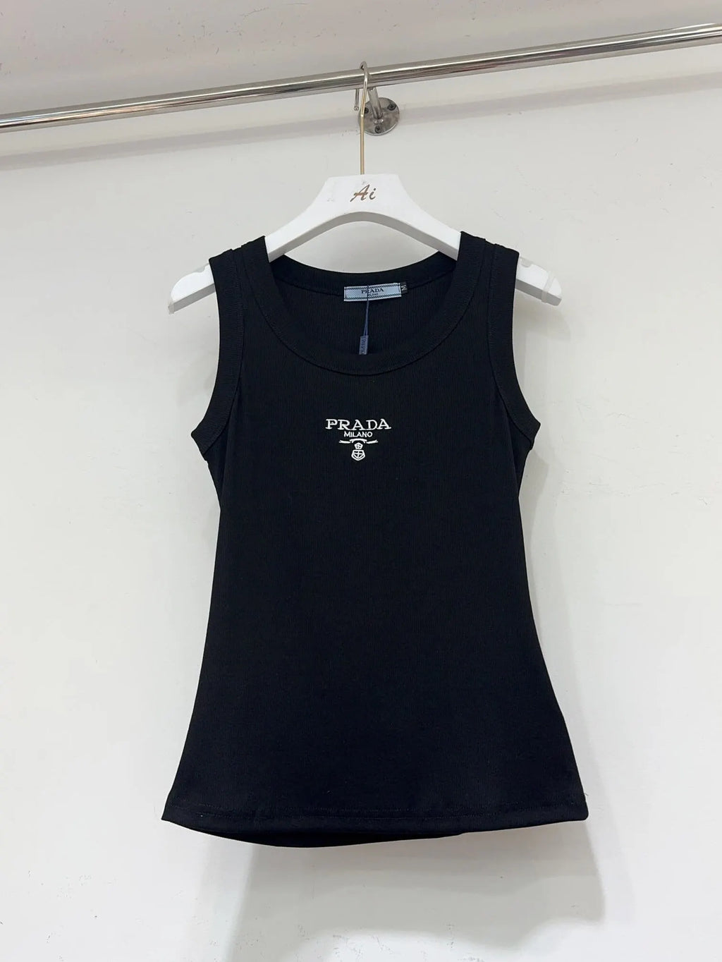 Two Color Sleeveless Vest
