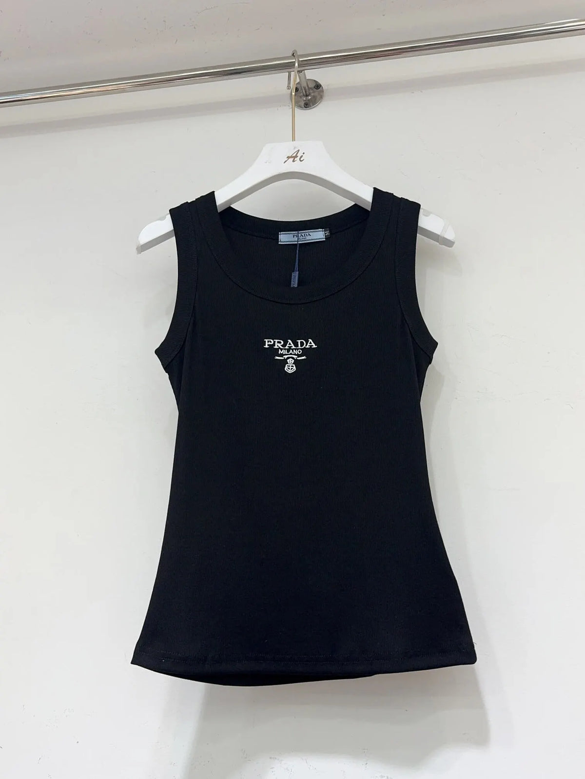 Two Color Sleeveless Vest