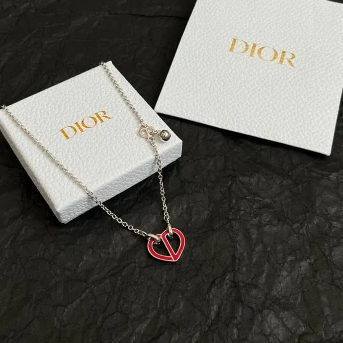 Classic Red Heart Pendant Necklace