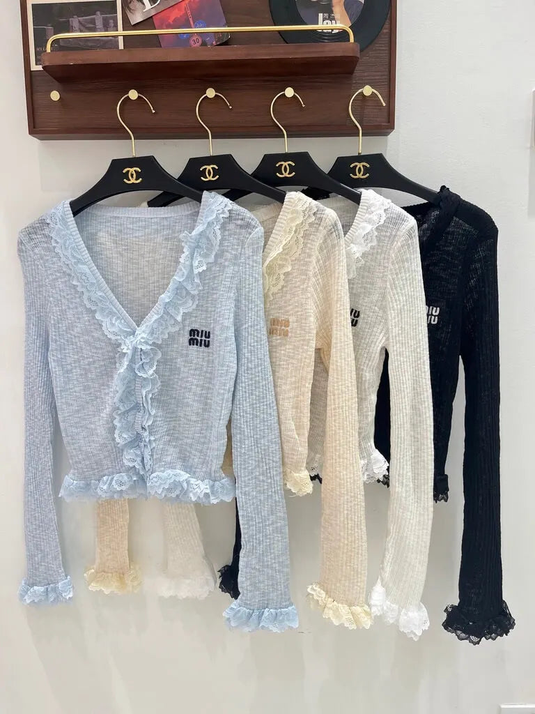 Embroidery Slim Long Sleeve Top