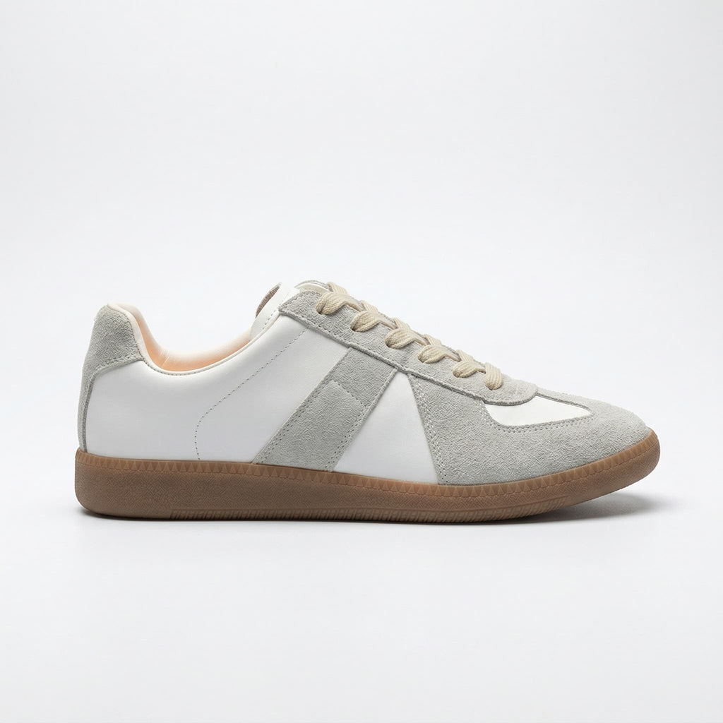 Cambridge Court Sneaker