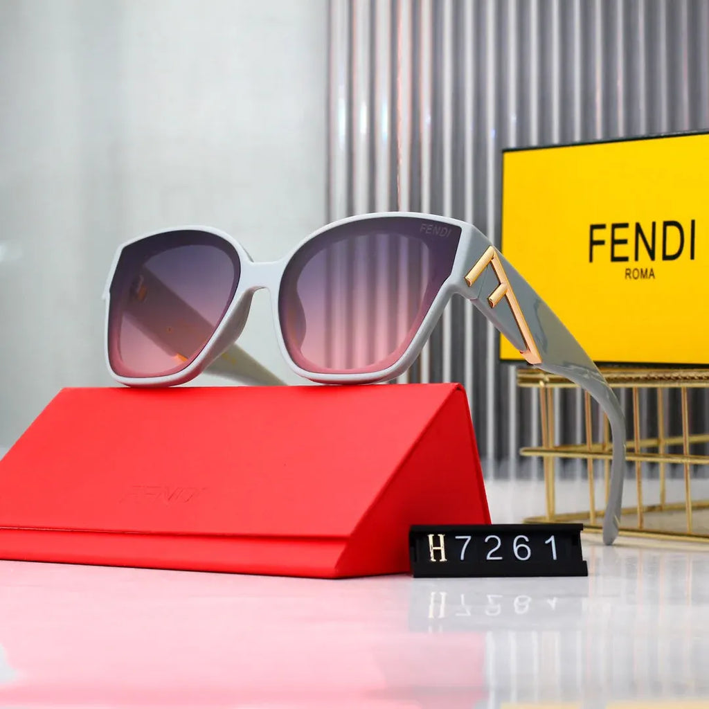 Oversized Wayfarer Sunglasses