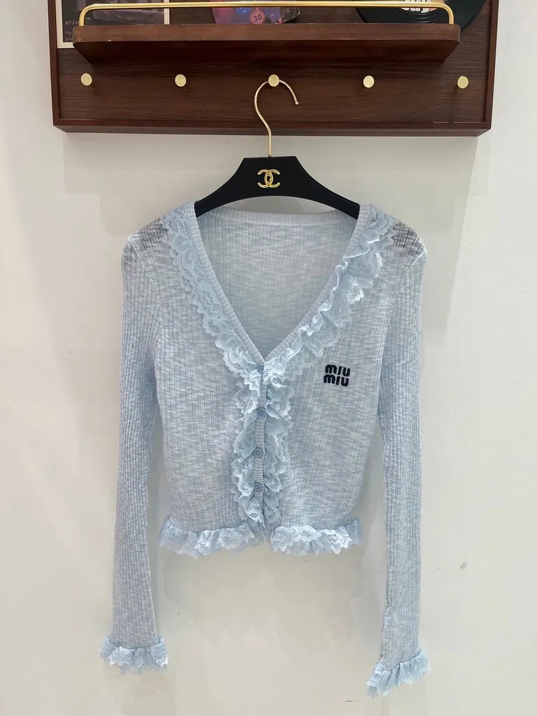 Embroidery Slim Long Sleeve Top