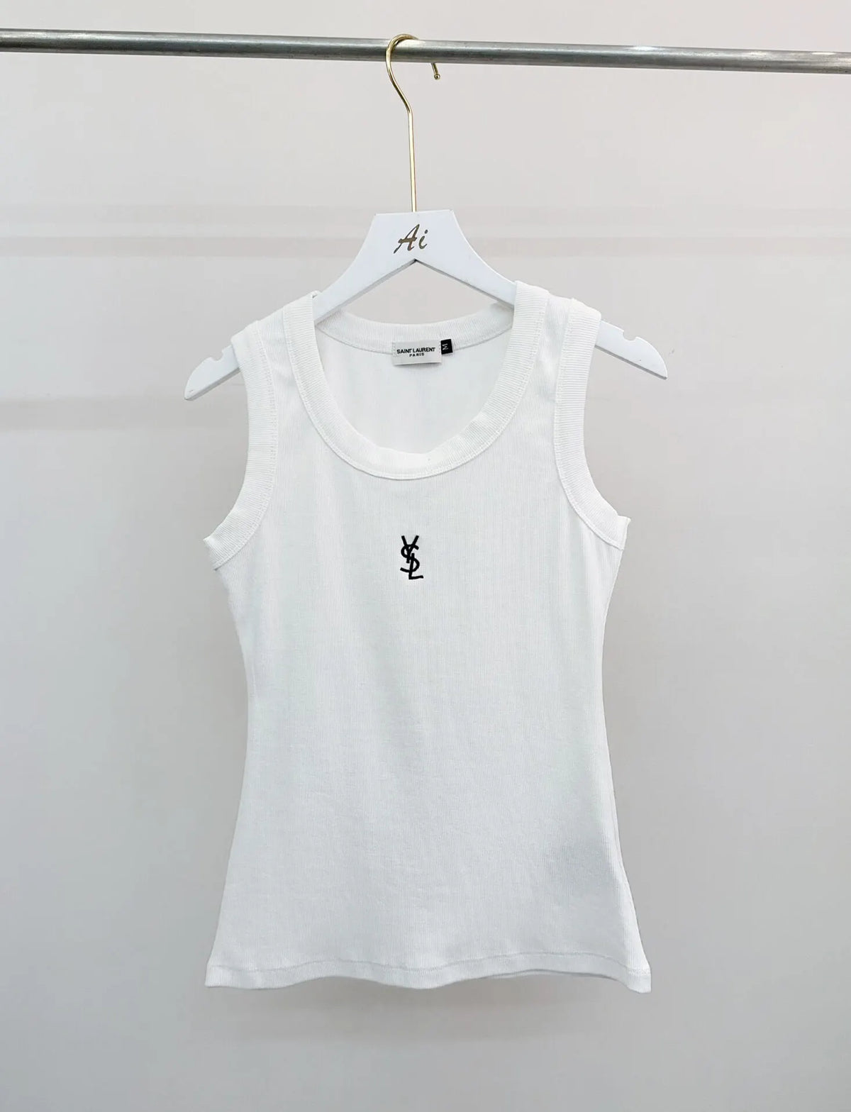 U Neck Sleeveless Basic Vest