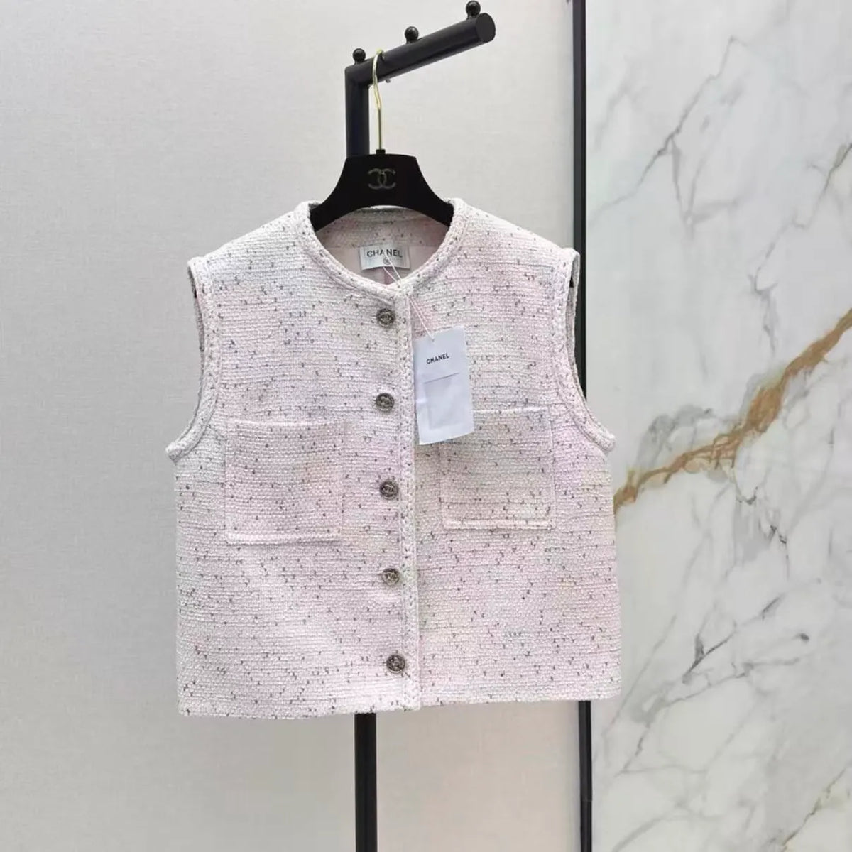 26SS Tweed Sleeveless Top