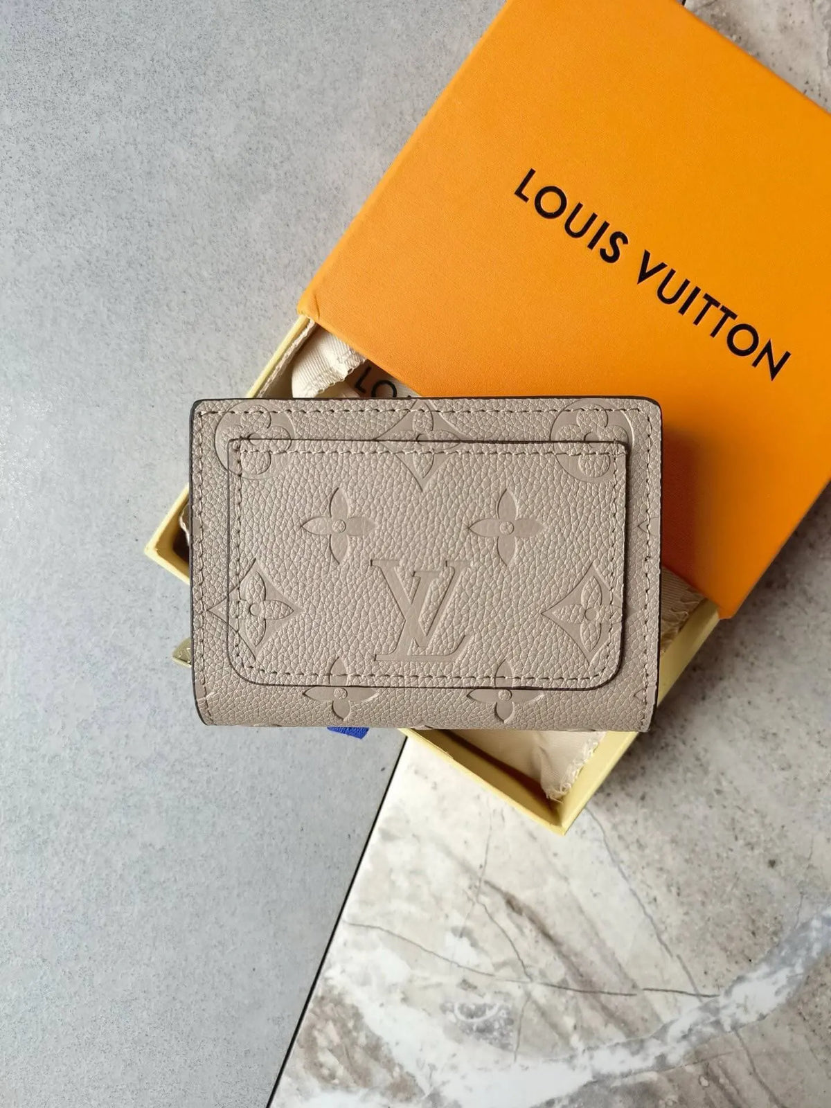 Trendy Embossed Short Wallet