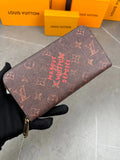 Vintage Style Zipper Wallet