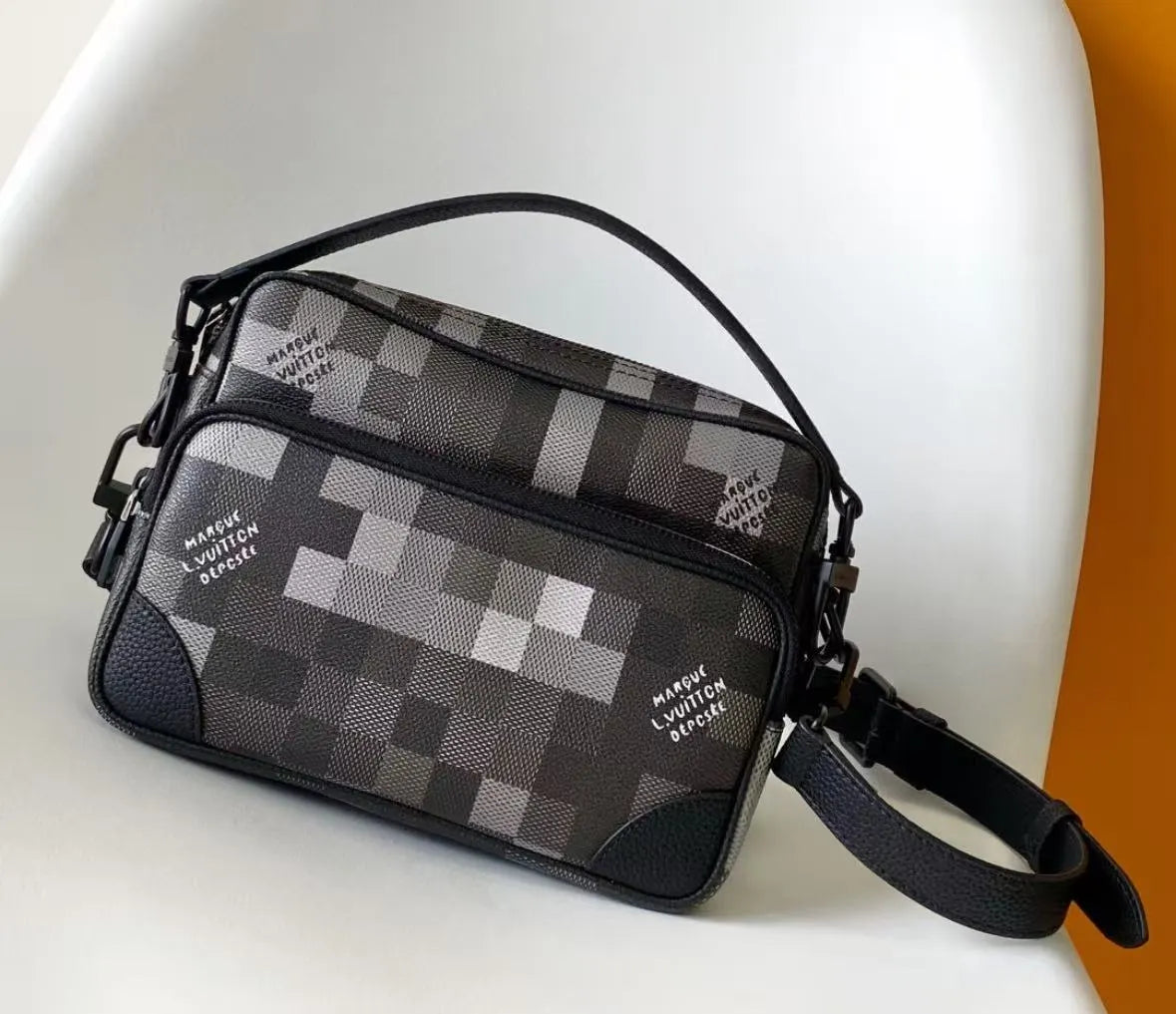 Stylish Lightweight Crossbody Bag