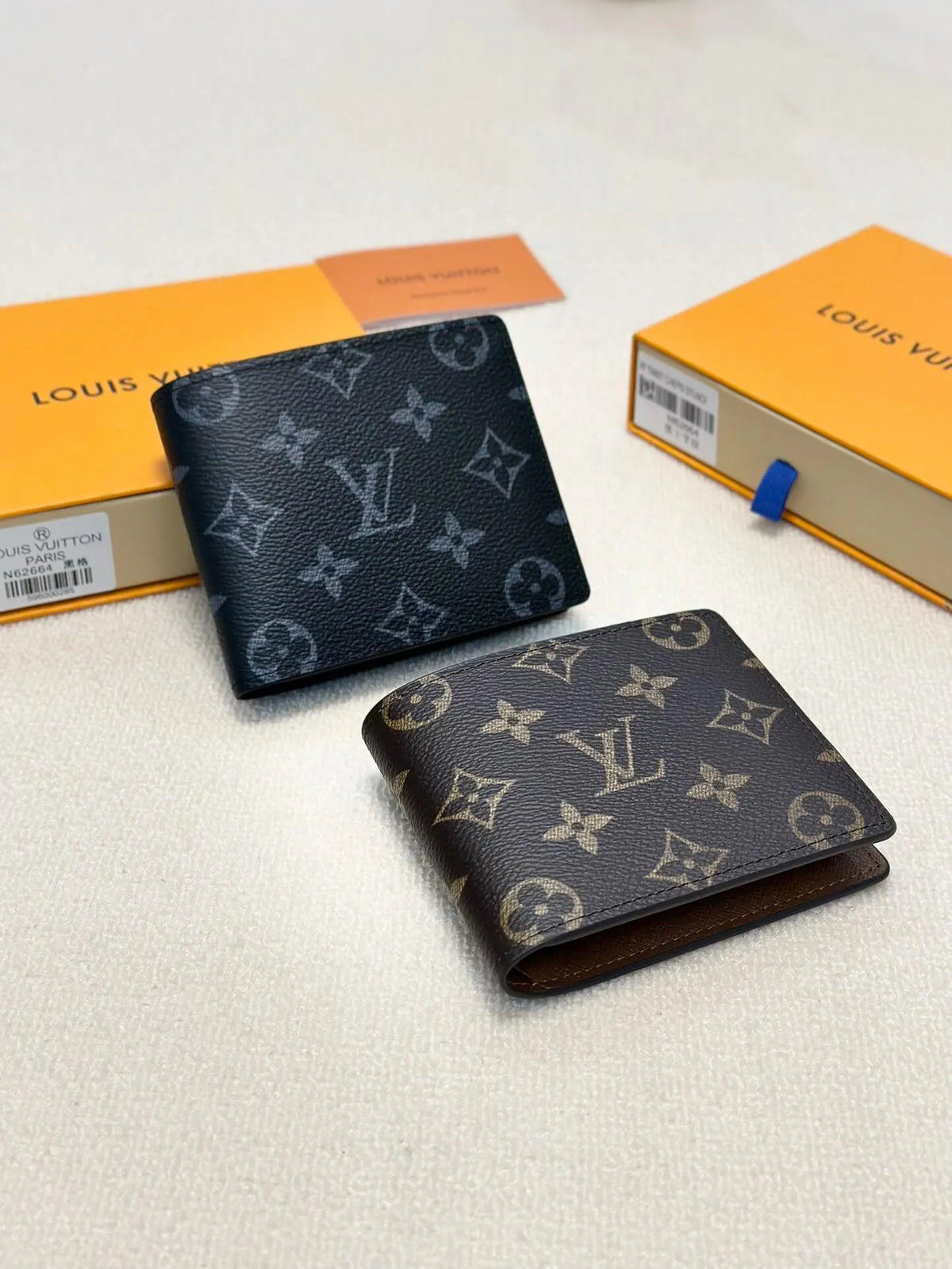 Multiple Pattern Short Wallet