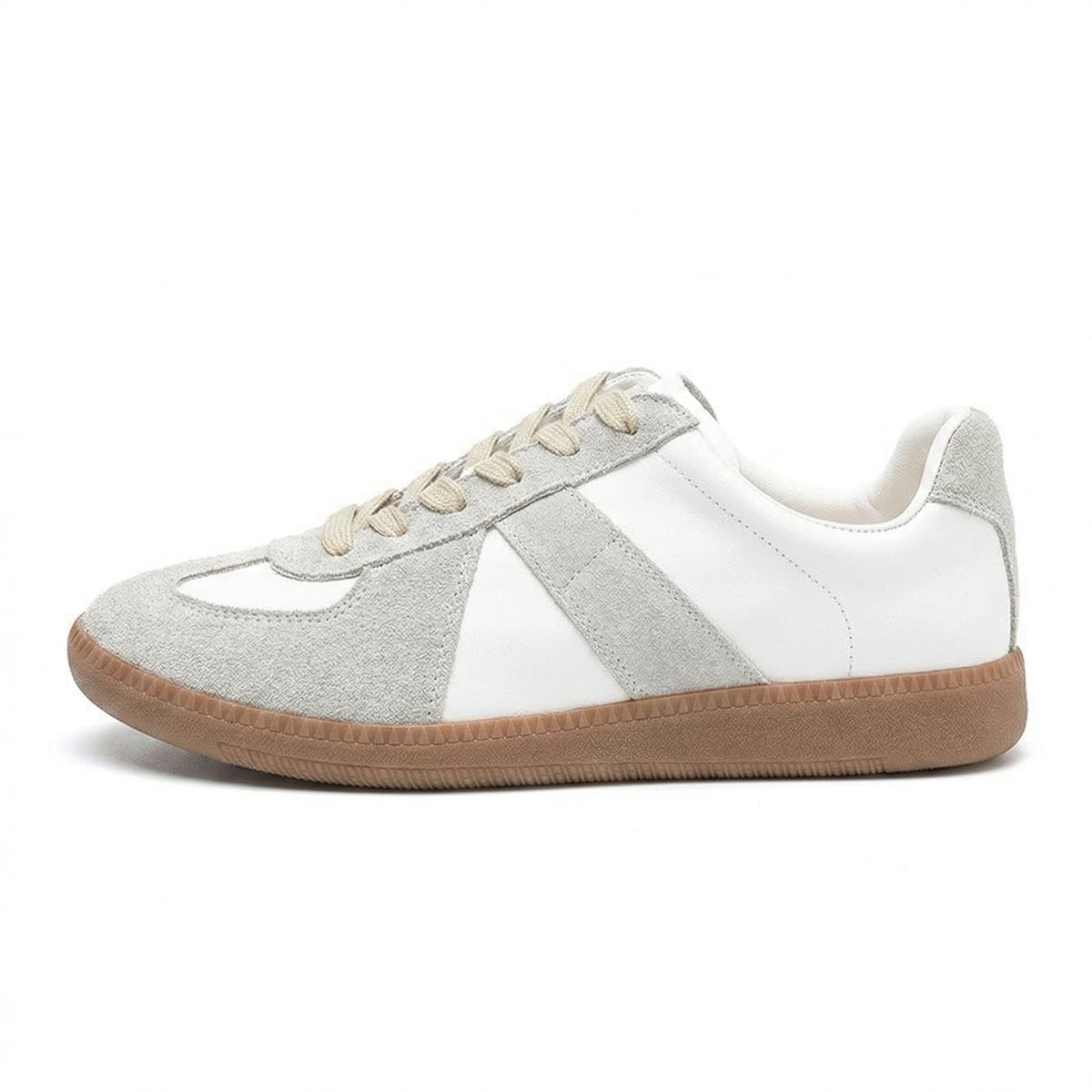 Cambridge Court Sneaker