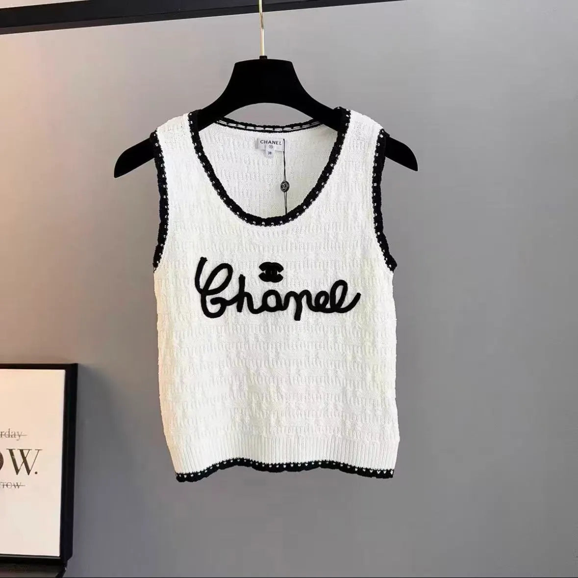 Black-White Color-Block Embroidered Vest
