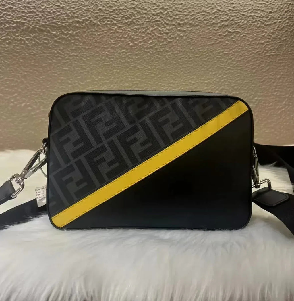 Color Blocked Camera Bag