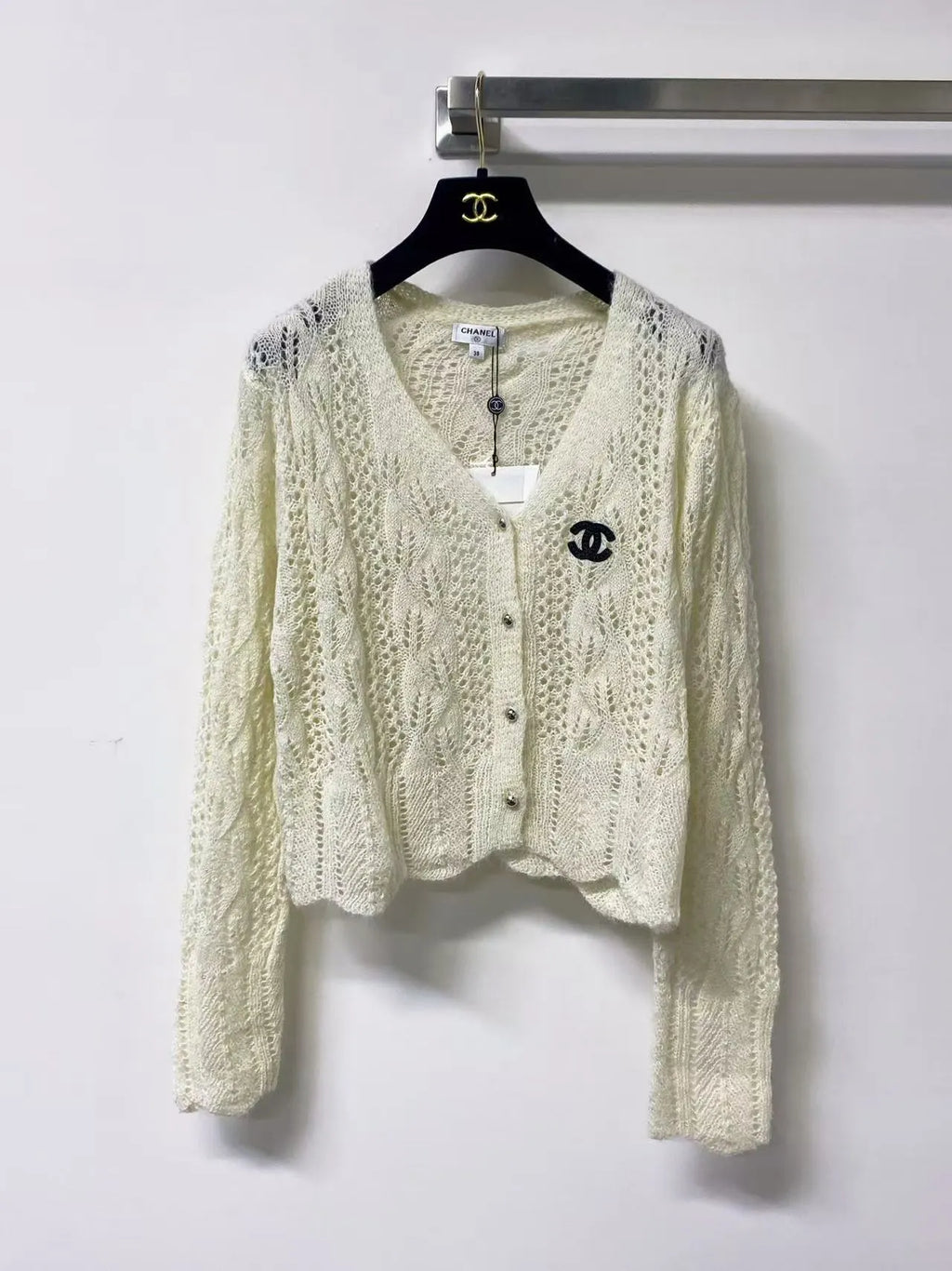 Fall Cropped V-Neck Cardigan